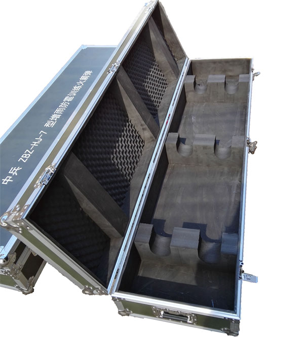 �O��p����